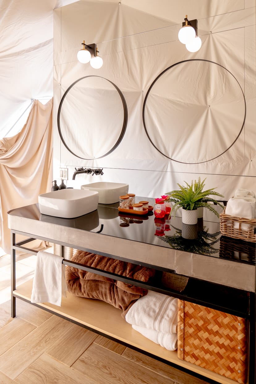 Spectacular dome architecture and design